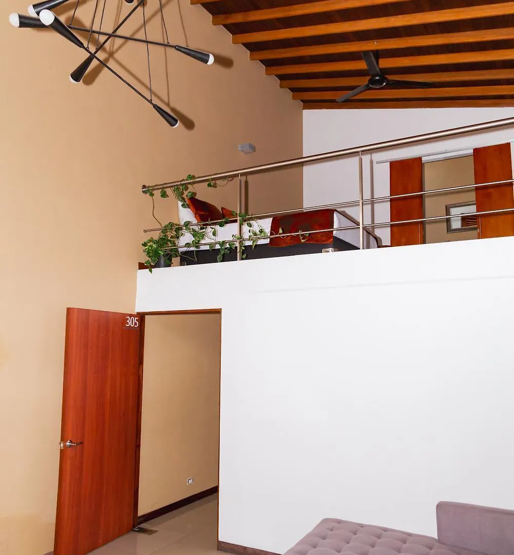 ***  Hotel Laureles Loft Medellín Colombia
