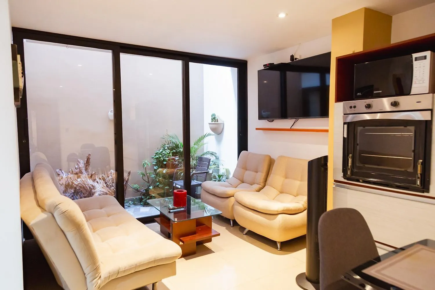 ***  Hotel Laureles Loft Medellín Colombia